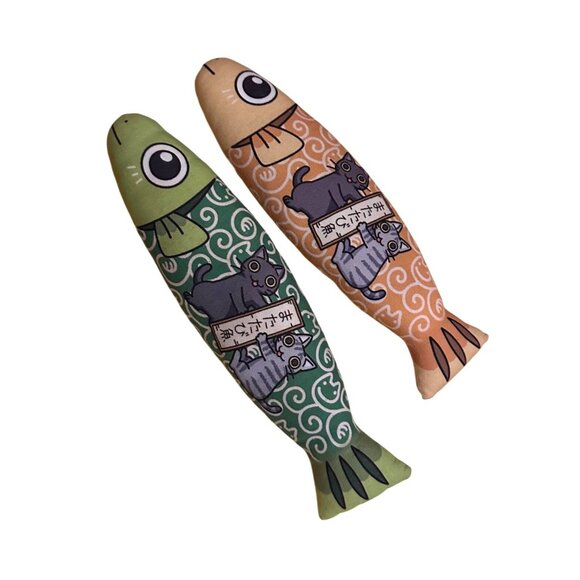 Nyagomidokoro Set Of 2  Fish-Shaped Cat Toys With Cartoon Cat Print 8" - Picture 1 of 4